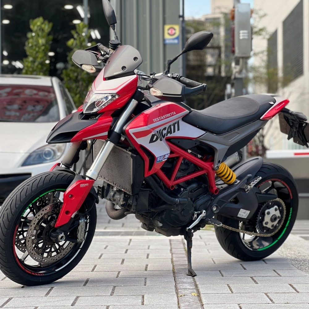 【2014 DUCATI Hypermotard 821】