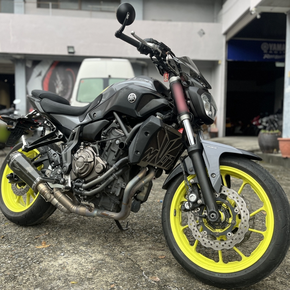 【2015 YAMAHA MT-07】