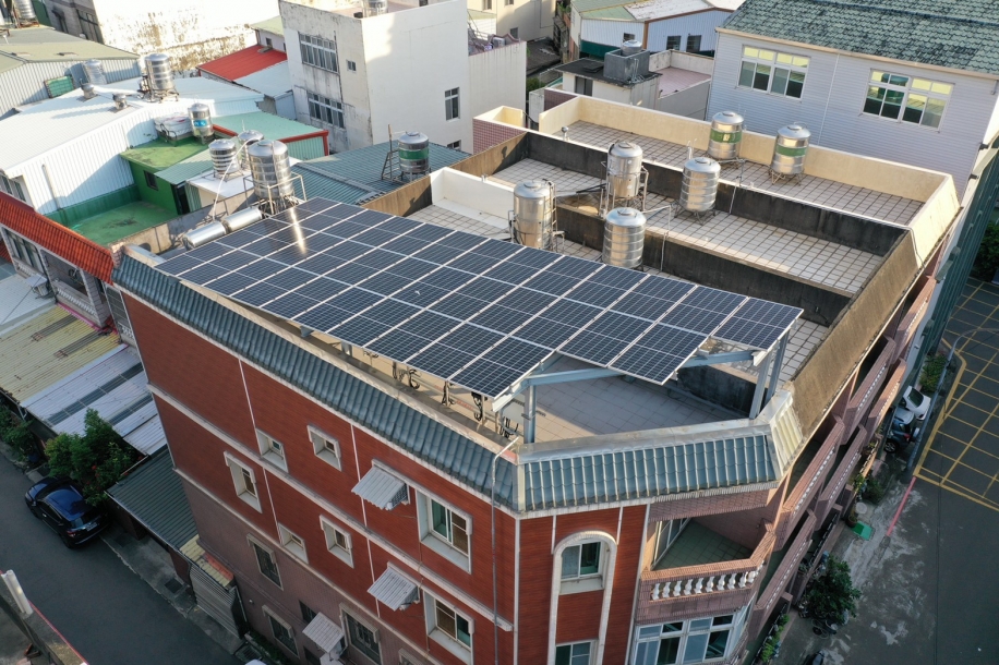 苗栗縣 頭份住宅 11.9kWp <BR/>苗栗太陽能板安裝