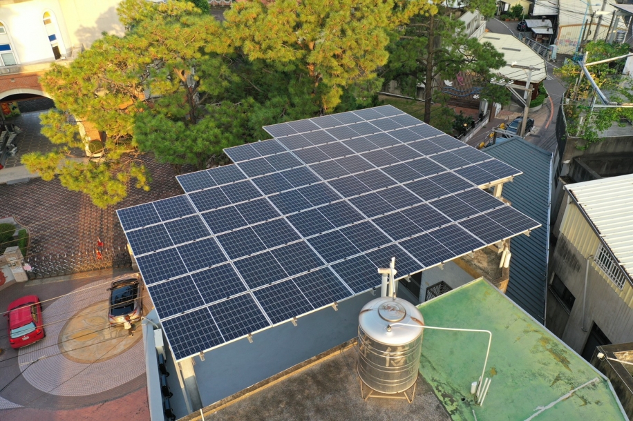 苗栗縣 公館住宅 13.6kWp <BR/>苗栗太陽能板安裝