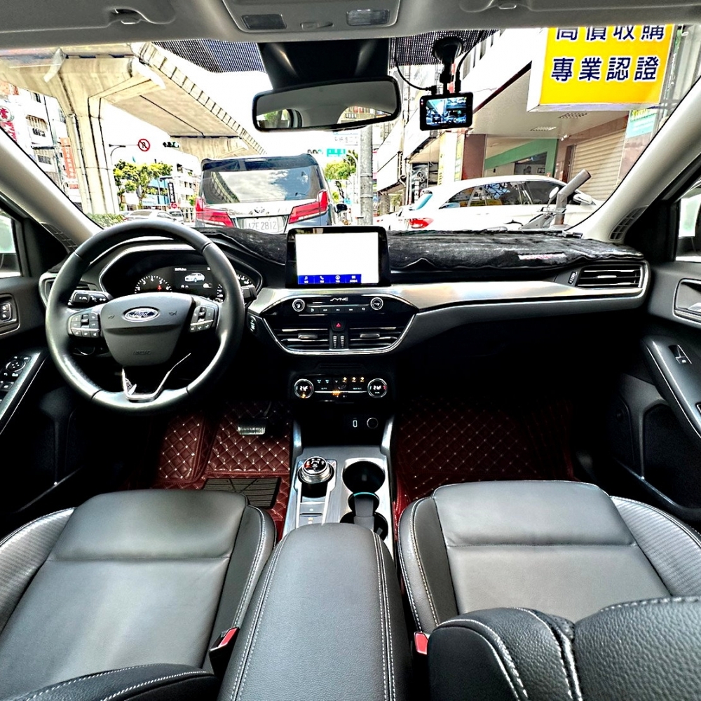 2020 Ford Focus 4D SLA/福特二手