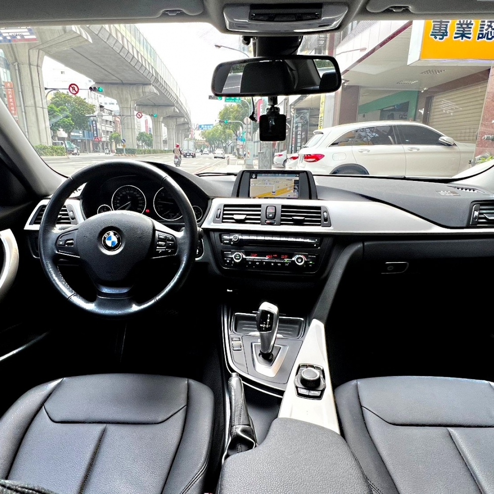 2014 BMW 316i/BMW中古車