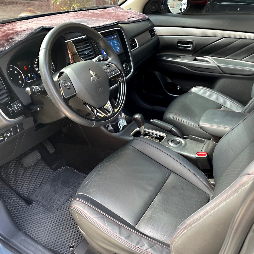 2017 Mitsubishi Outlander 頂級尊貴型/Mitsubishi中古車