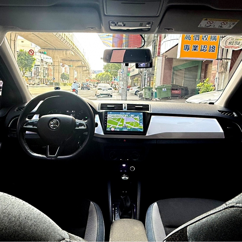 2018 Skoda Fabia 1.0TSI 菁英版/Skoda中古車