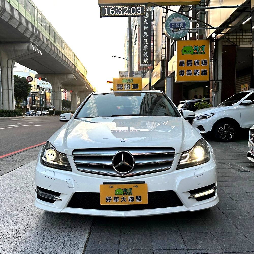 2013 M-Benz C-Class Sedan C200/M-Benz二手車